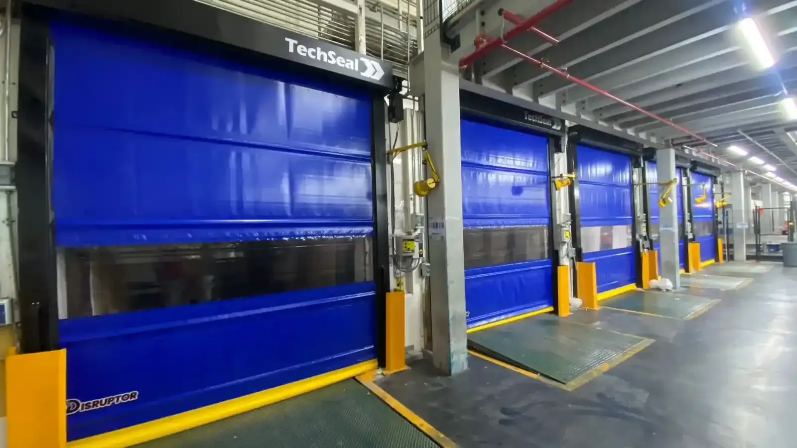 Puerta rápida Disruptor instalada
